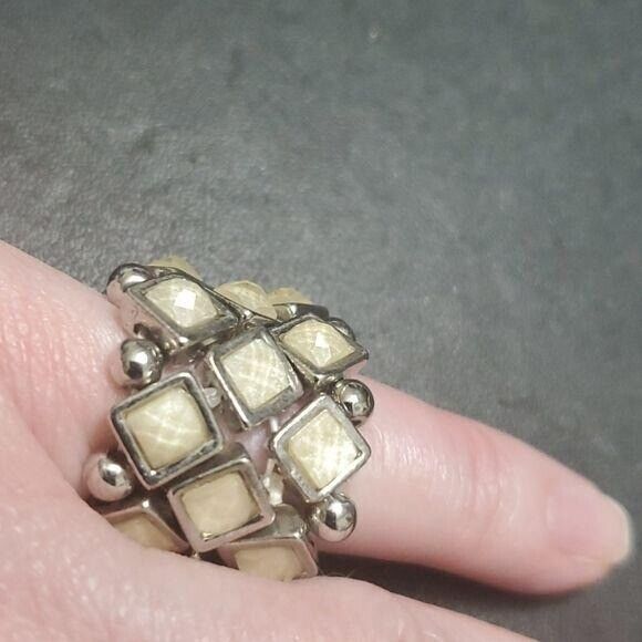 Silver tone cream ring - Picture 8 of 8